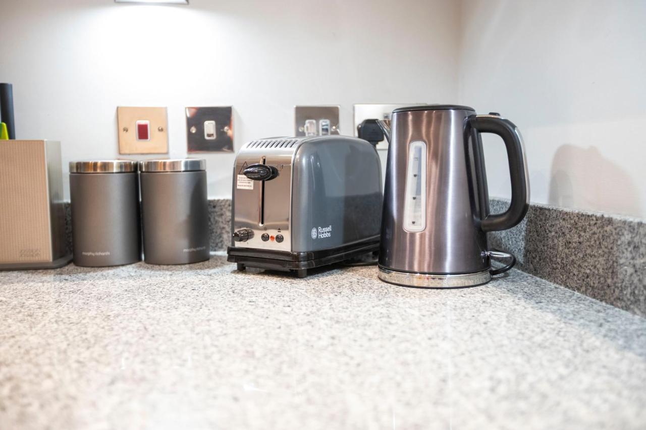 Urban Living'S - Windsor Castle Luxury Apartments エクステリア 写真