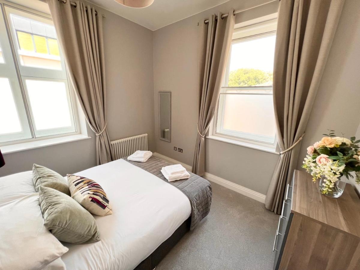 Urban Living'S - Windsor Castle Luxury Apartments エクステリア 写真