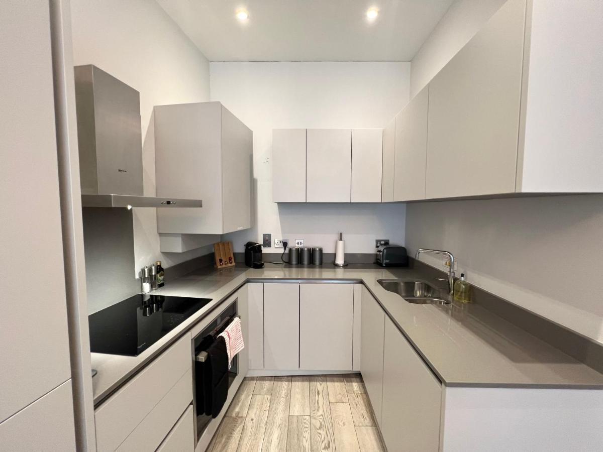 Urban Living'S - Windsor Castle Luxury Apartments エクステリア 写真