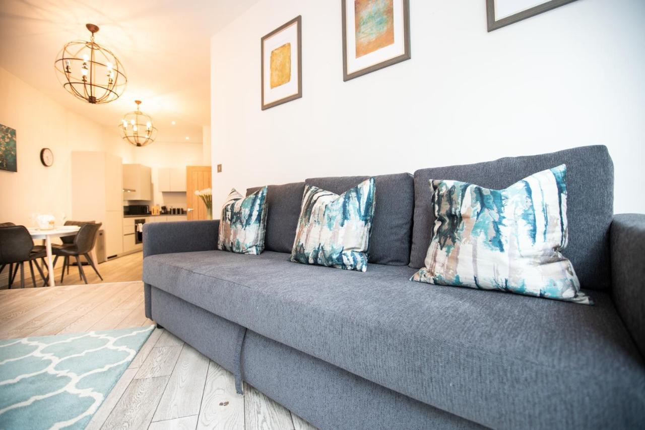Urban Living'S - Windsor Castle Luxury Apartments エクステリア 写真