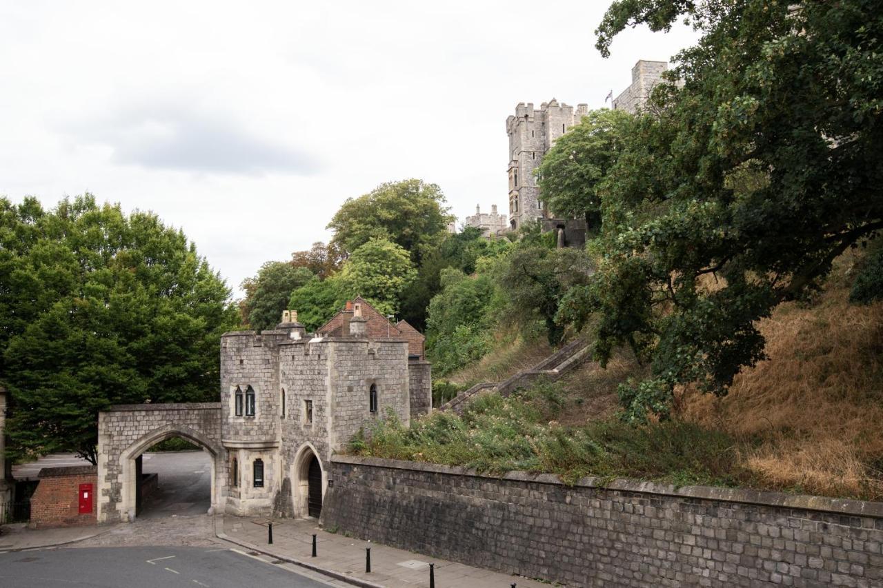 Urban Living'S - Windsor Castle Luxury Apartments エクステリア 写真