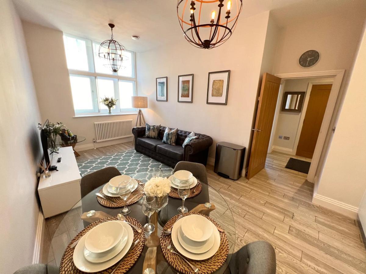 Urban Living'S - Windsor Castle Luxury Apartments エクステリア 写真