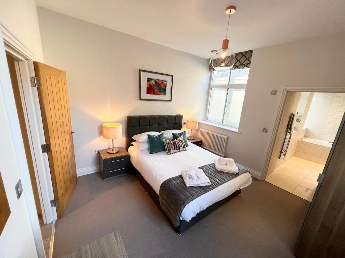 Urban Living'S - Windsor Castle Luxury Apartments エクステリア 写真