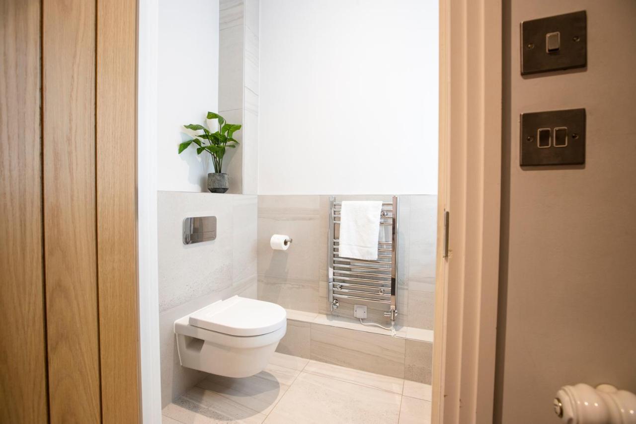 Urban Living'S - Windsor Castle Luxury Apartments エクステリア 写真