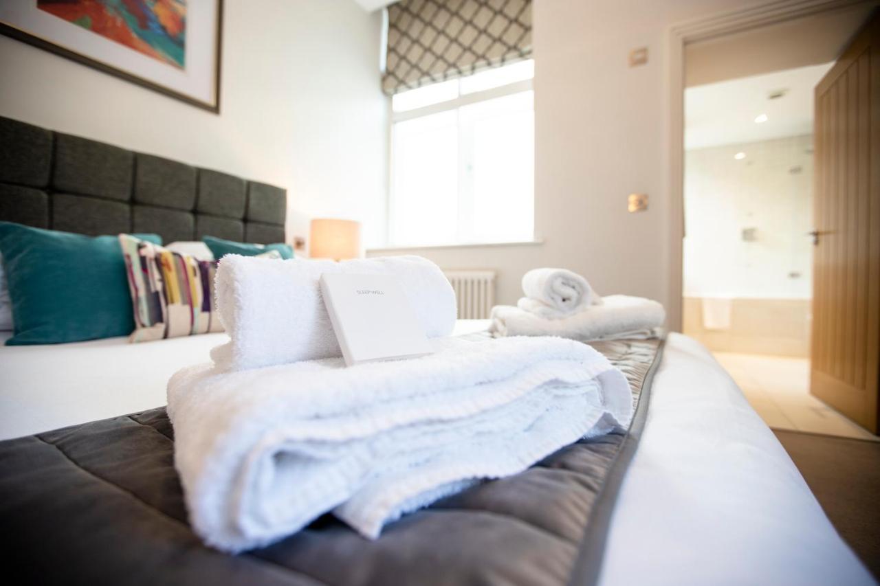 Urban Living'S - Windsor Castle Luxury Apartments エクステリア 写真
