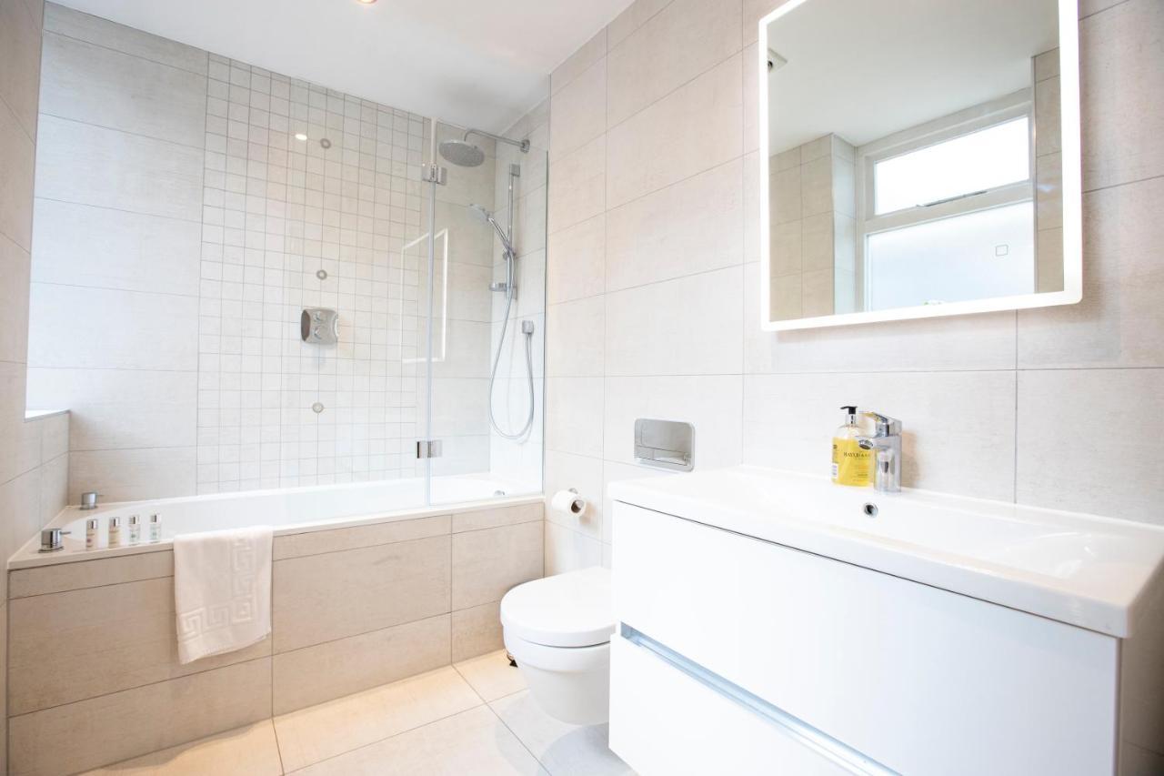 Urban Living'S - Windsor Castle Luxury Apartments エクステリア 写真