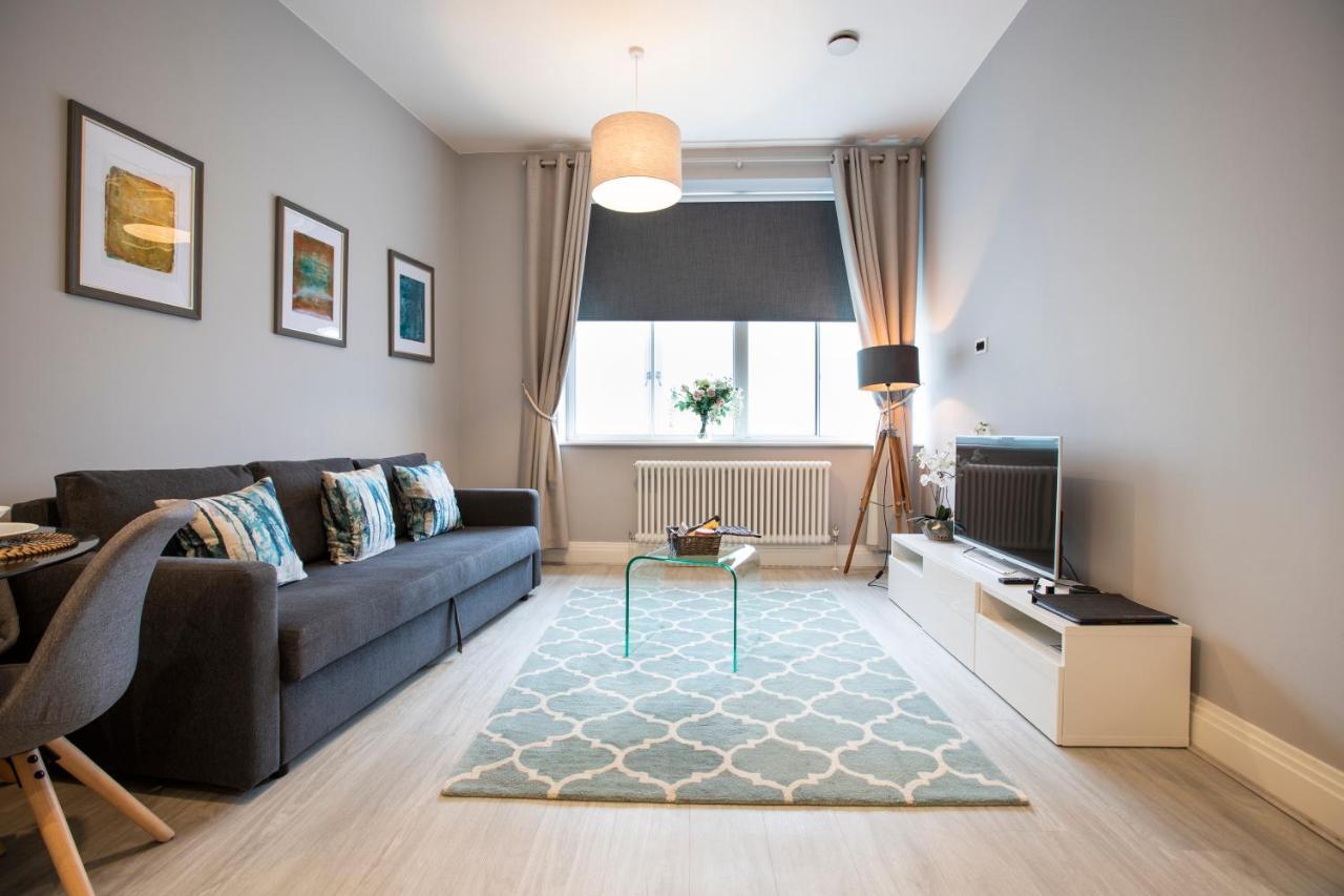 Urban Living'S - Windsor Castle Luxury Apartments エクステリア 写真