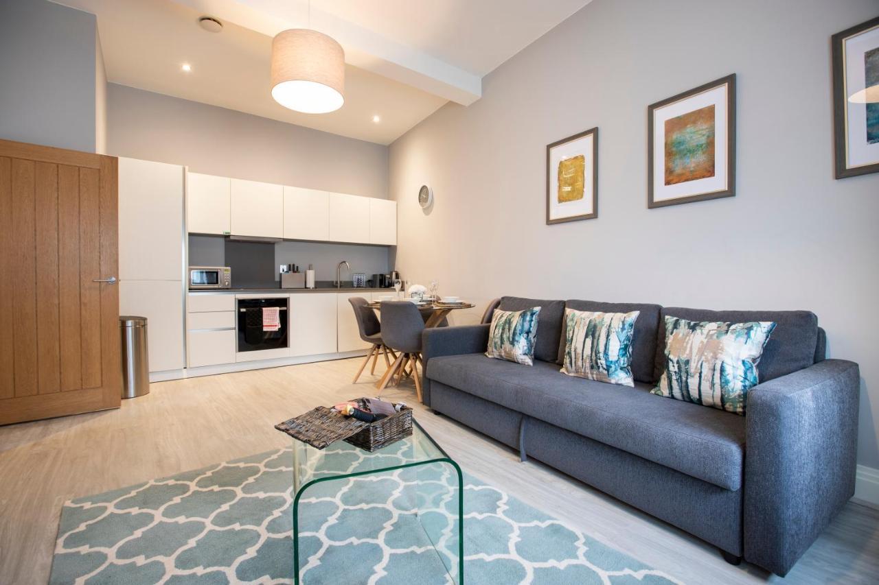 Urban Living'S - Windsor Castle Luxury Apartments エクステリア 写真